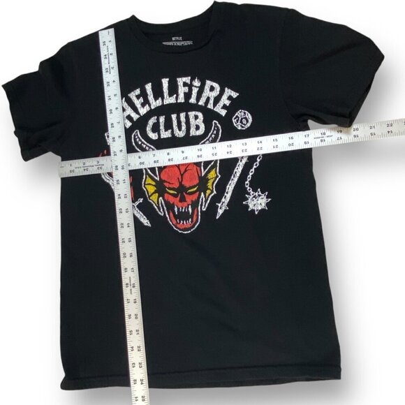 Netflix Stranger Things Hellfire Club T-Shirt S Black Cotton Graphic Tee - Picture 5 of 7